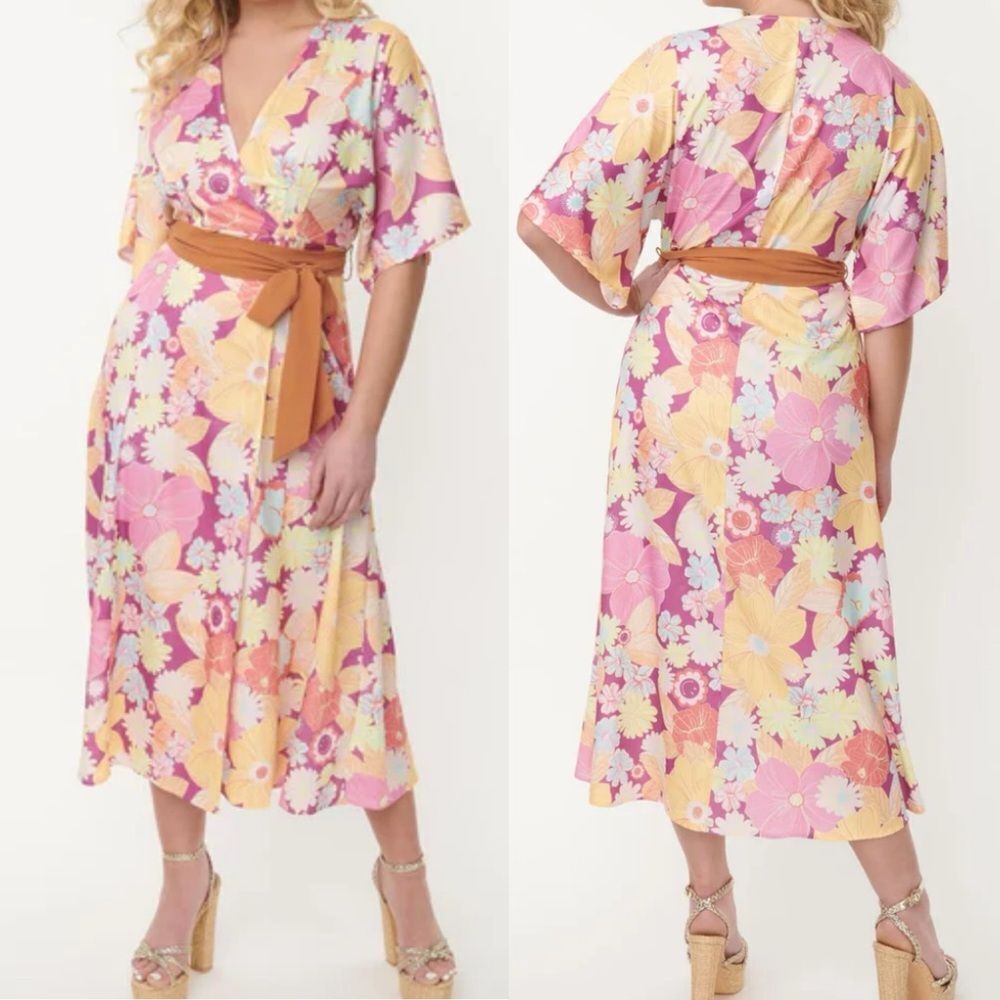 NWT Smiley X Unique Vintage Vibrant Floral Wrap Midi Dress w/ Sash Belt Small